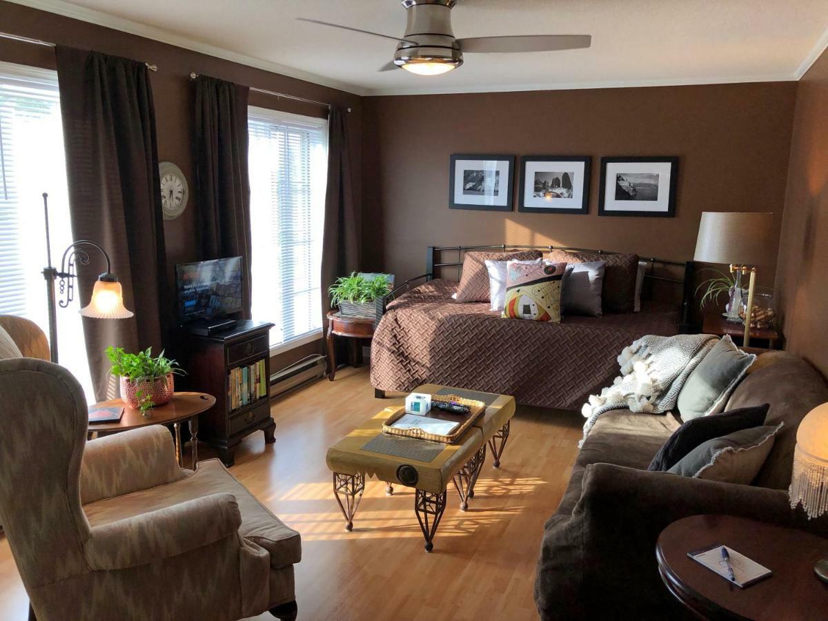 Bed and Breakfast Butler Creek House Niagara-on-the-Lake Exteriér fotografie